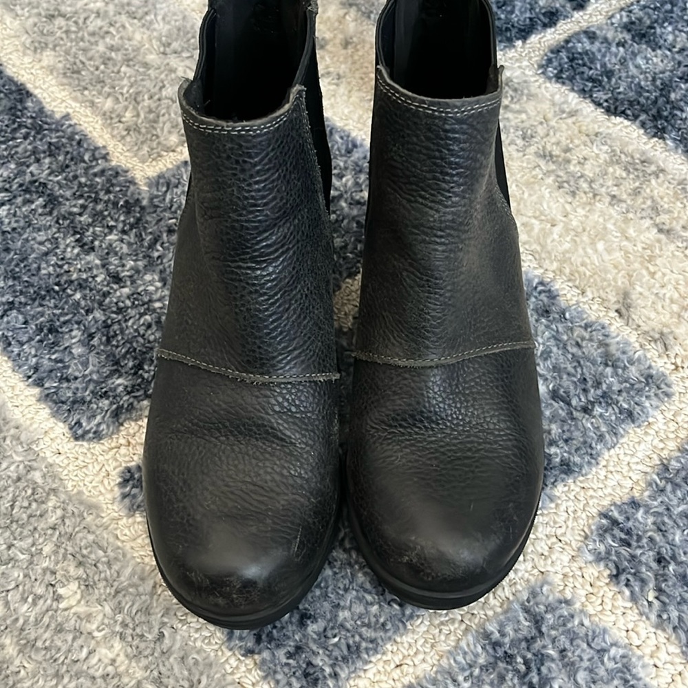 Sore ankle boots